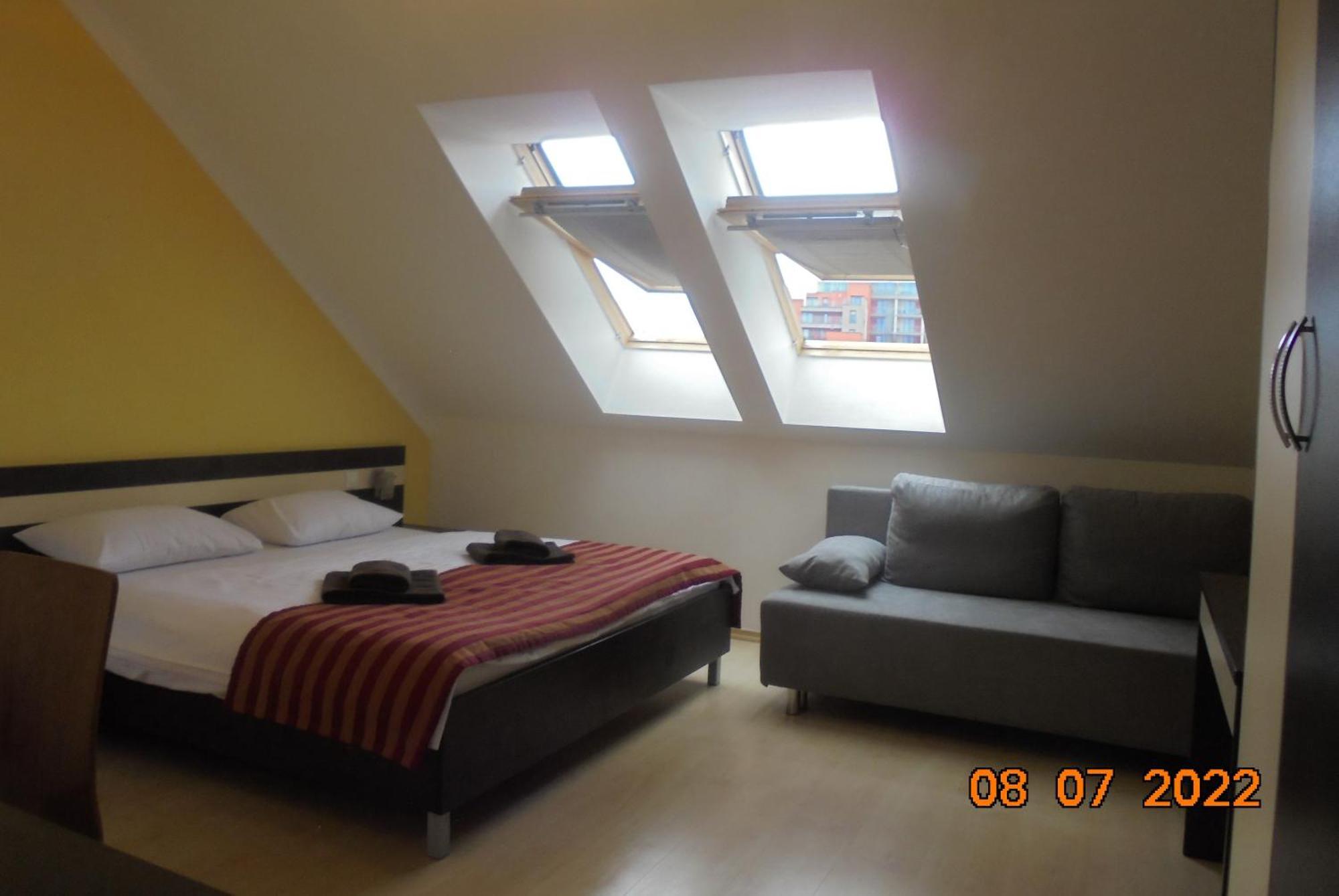 Apartman Liptov - Hotel เบเชนยอวา ภายนอก รูปภาพ